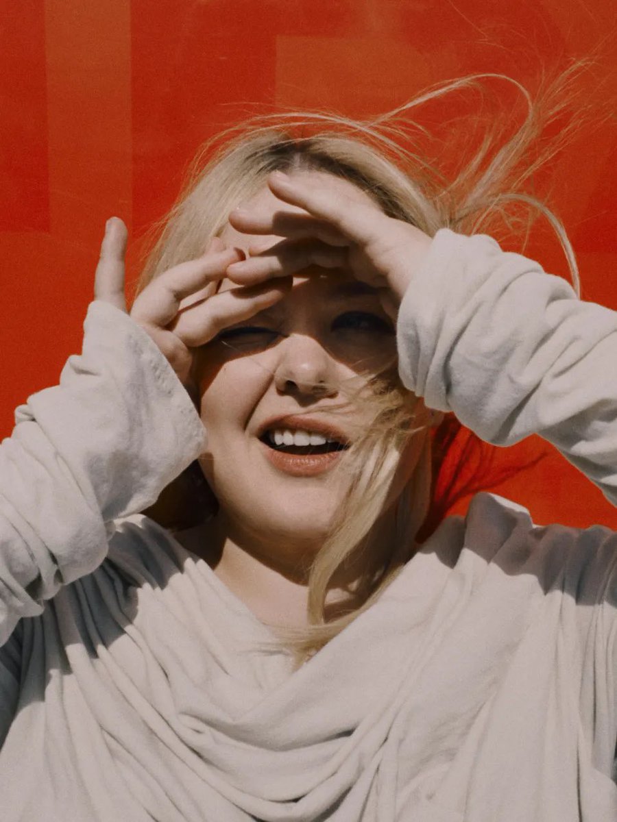 NoContxtBton's tweet image. Nicola Coughlan photographed by Agnes Llyod-Platt for TIME

🔗: time.com/collection/nex…