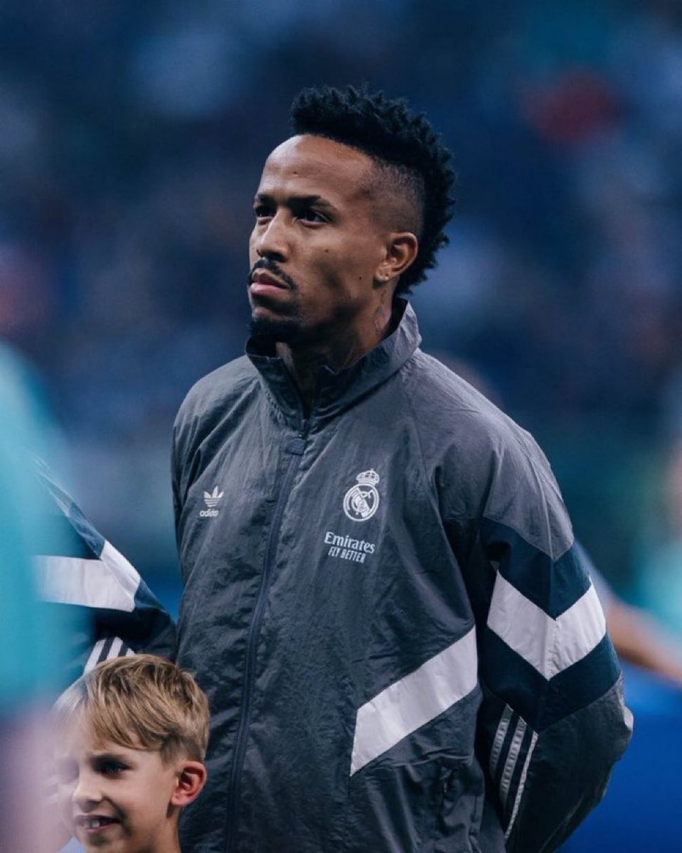 🚨ريليفو :
ريال مدريد يعتبر ميليتاو خيار حقيقي لمركز الظهير الأيمن بعد لوكاس فاسكيز 😃