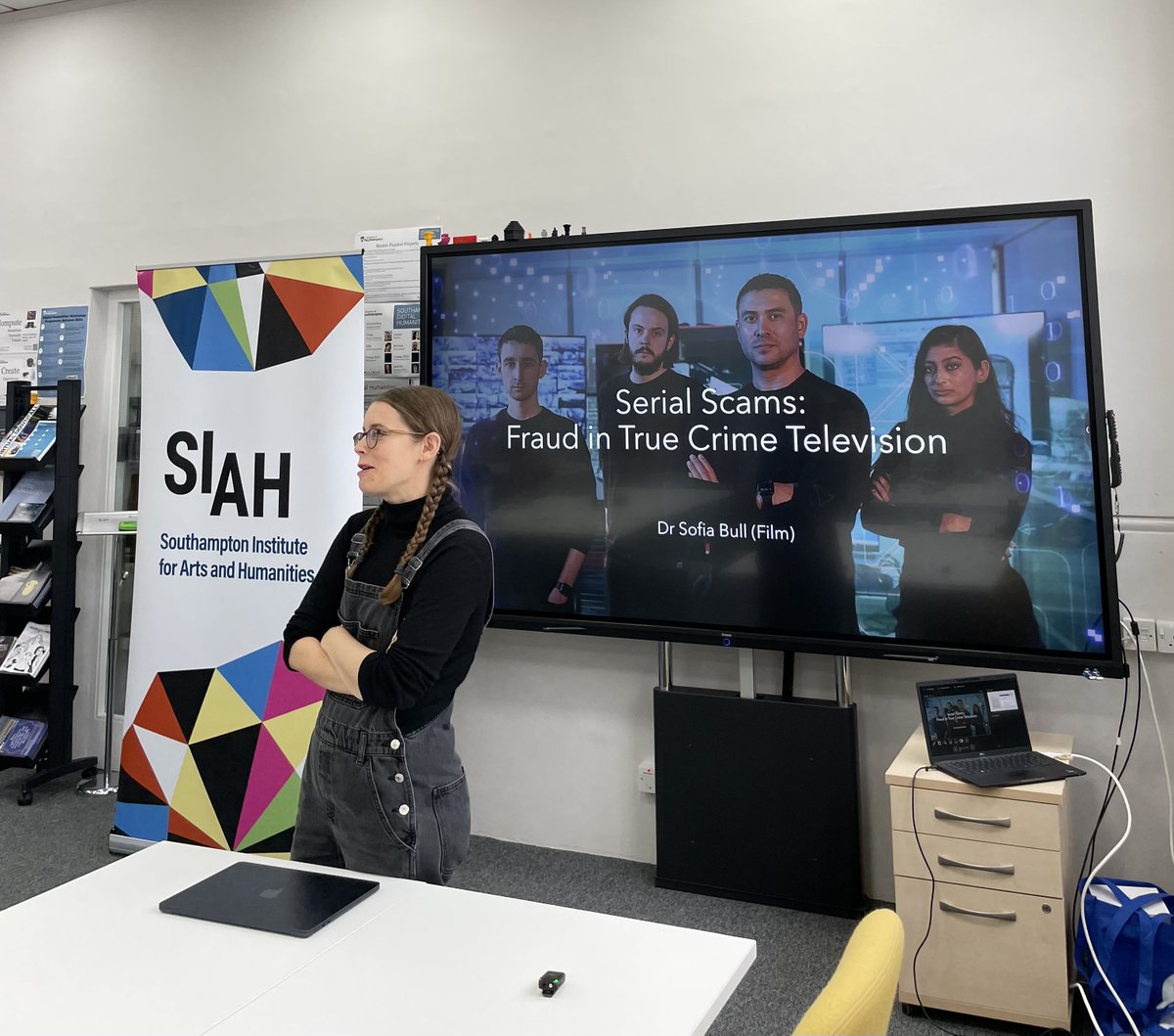 Southampton Institute for Arts and Humanities tweet media