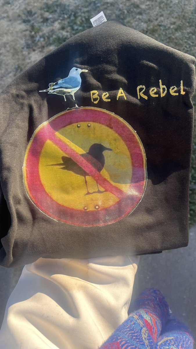 iOWAScreenPrint's tweet image. 🆕 shirt 👚 👕  by @trapbackpartyy 
Sponsored  by @iOWAjuana 
Designer, lifestyle apparel  
@iOWAjuanaRadio 

#nofucksnetwork2024
🔛 @SoundCloud 

ALL ABOARD 🚂 TRICKS GET TREATED. #trickortreat #plurd2023 #likeisaid #trickshettreated #illdecide #oyoy #funisfun #joyisbetter…