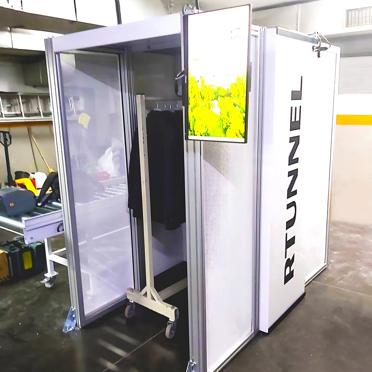 Her barkodu tek tek okutmak zorunda kaldığınız günler geride kaldı! 😉

RTunnel ile depo operasyonlarınızı hızlandırın, hatasız yönetin. 🚀 --> altis.com.tr/tr/iletisim/

#RFID #RTunnel