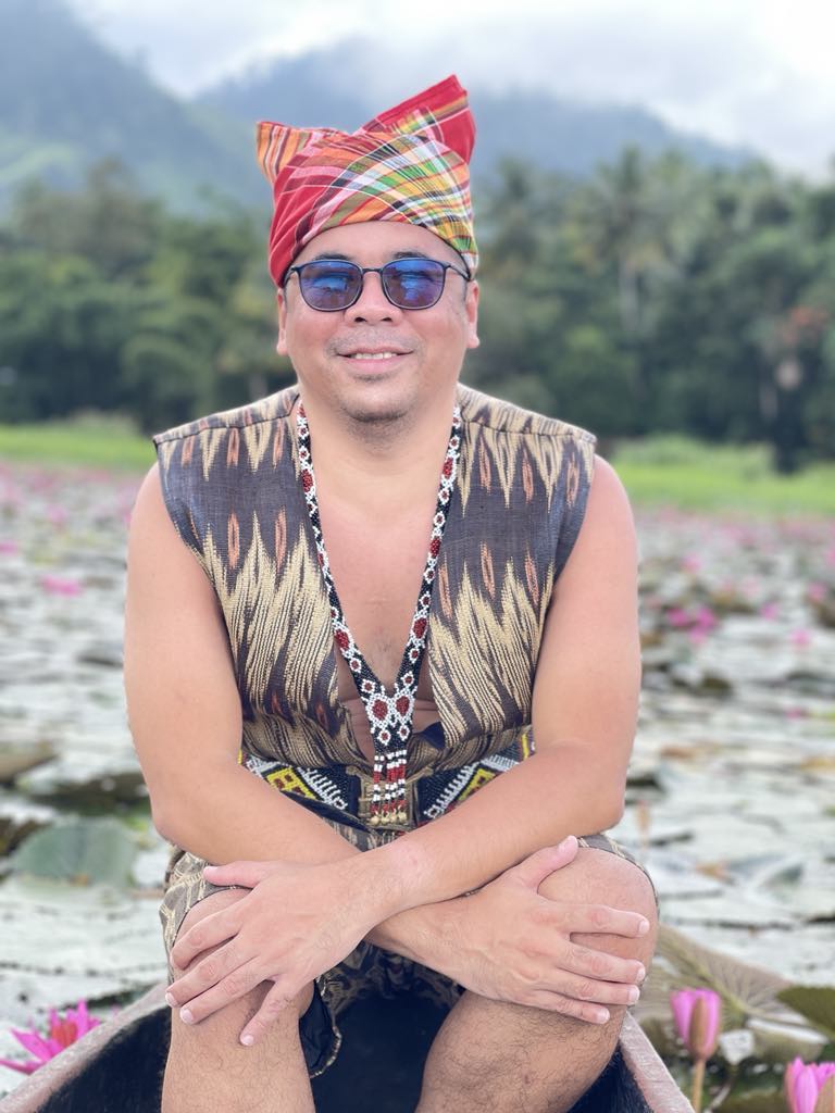iamleojose's tweet photo. When in #LakeSebu #SOXisnext https://t.co/TFbNjzR93L