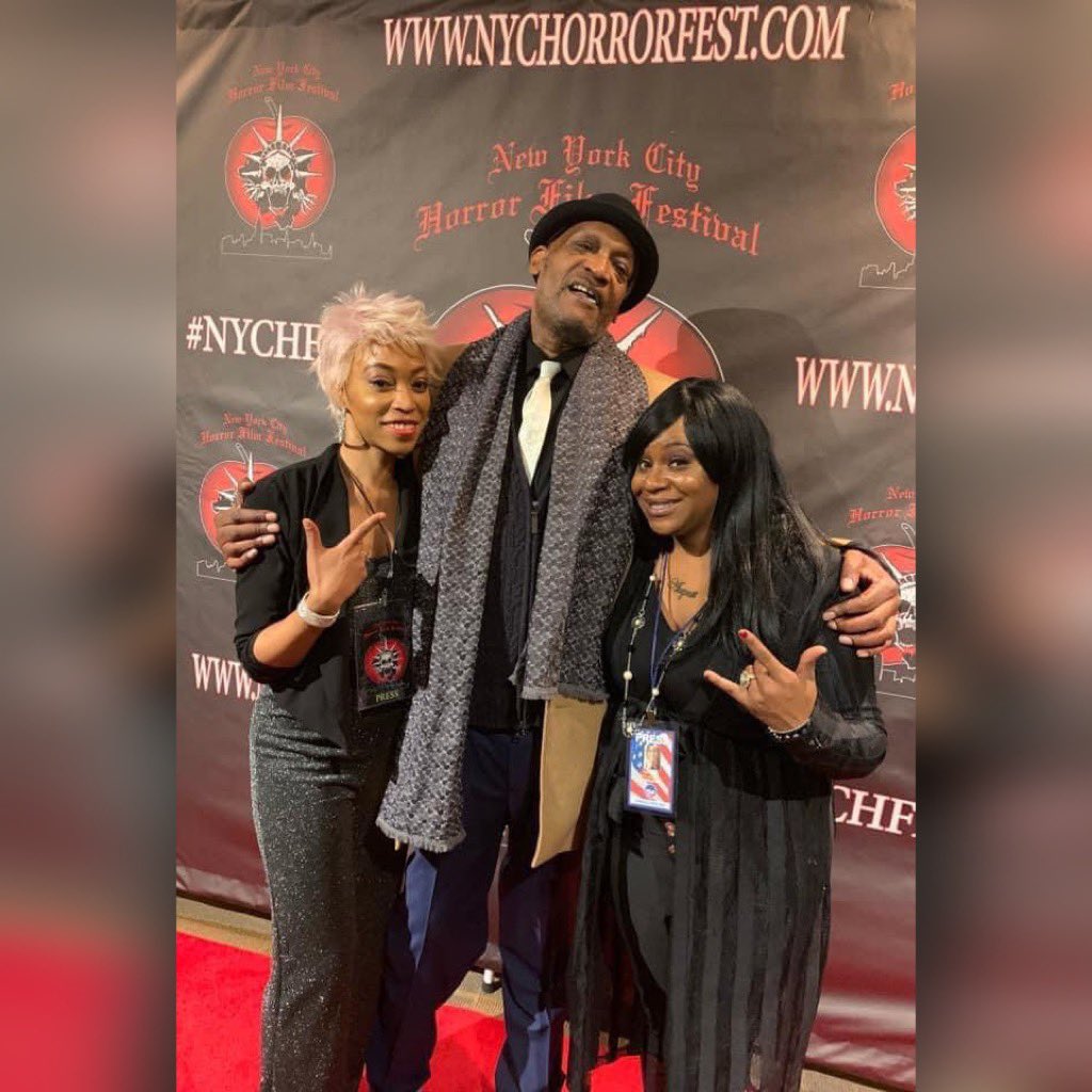 talesftmedia's tweet image. On this day, the iconic Candyman starring the legendary Tony Todd was released! 🐝 His unforgettable performance still haunts horror fans to this day. #Candyman #TonyTodd #HorrorLegend #OnThisDay