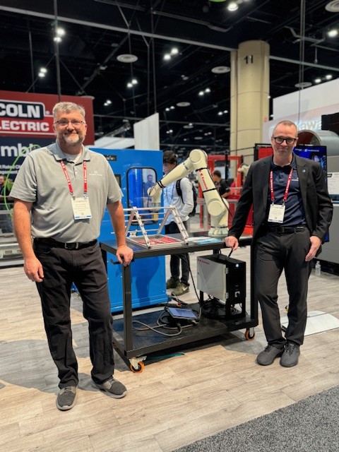 KawasakiRobot's tweet image. Day 2 at #Fabtech! Join us in the WEST Hall for live demos of our #welding and #machinetending #robotic solutions. Connect with our trusted partners #Hurco, #WauseonMachine, #MeltonMachine, and #Kawasaki #specialists and #engineers. 

#KawasakiRobotics Booth# W4713 🤖