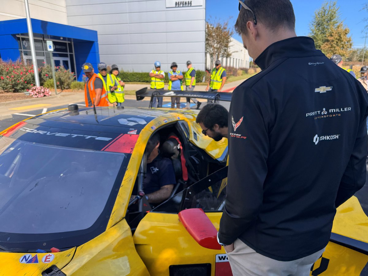 PrattMillerMS's tweet photo. Alex Sims, Nicky Catsburg, and the team transporter made a special stop in Spartanburg, SC, to visit the Oshkosh Defense facility and connect with the hardworking employees there...a good time had by all.

#Corvette #CRbyPMM https://t.co/3Rnrk5pdWb