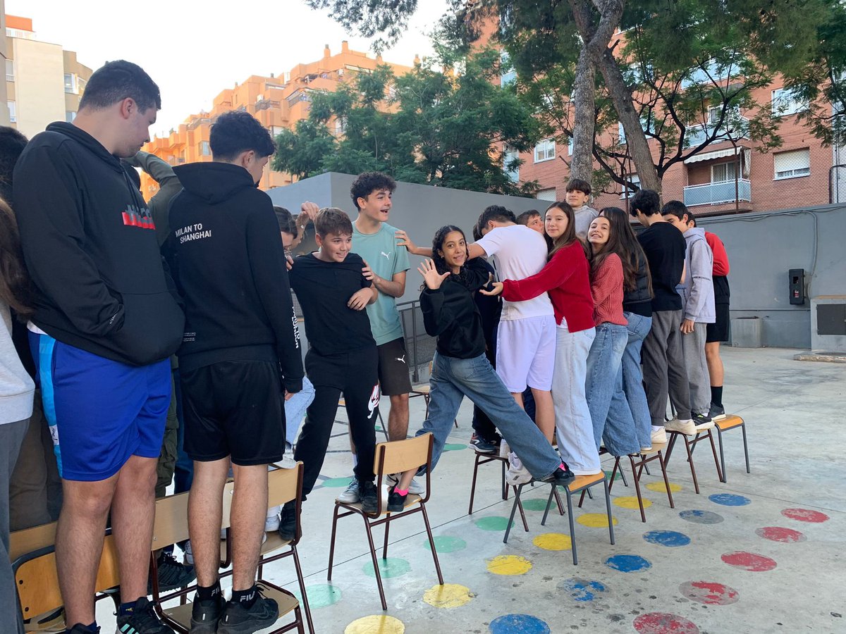 Col_Maria Rosa Molas tweet media