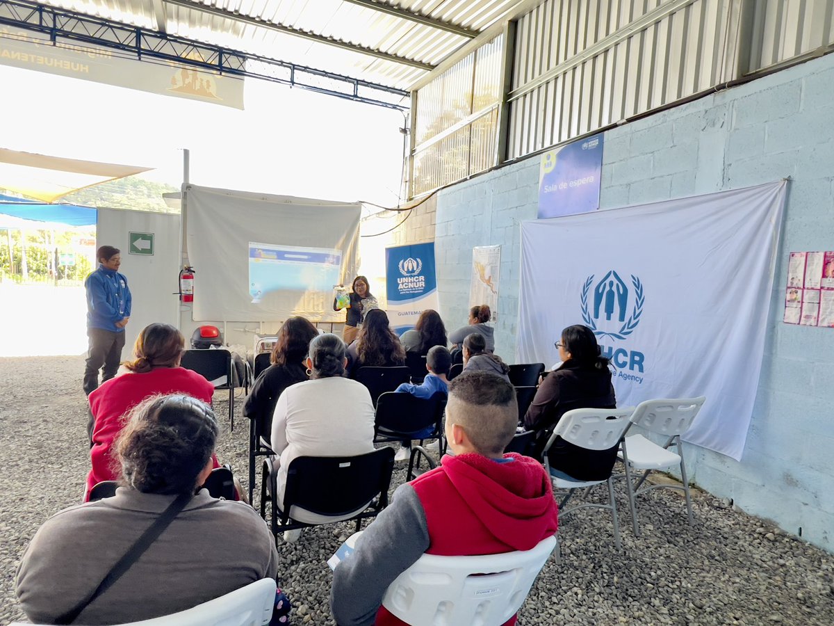 HeilenLope77968's tweet photo. El #CAPMIR de Huehuetenango, un espacio seguro para las comunidades de acogida y personas en movilidad donde @ACNUR_es realiza actividades que promueven la protección y derechos de la niñez con el apoyo de @secretariasvet y @RESCUEorg 👦🏻👧🏽
Huehue #CiudadSolidaria e inclusiva 🫶 https://t.co/oshGGfSR5z