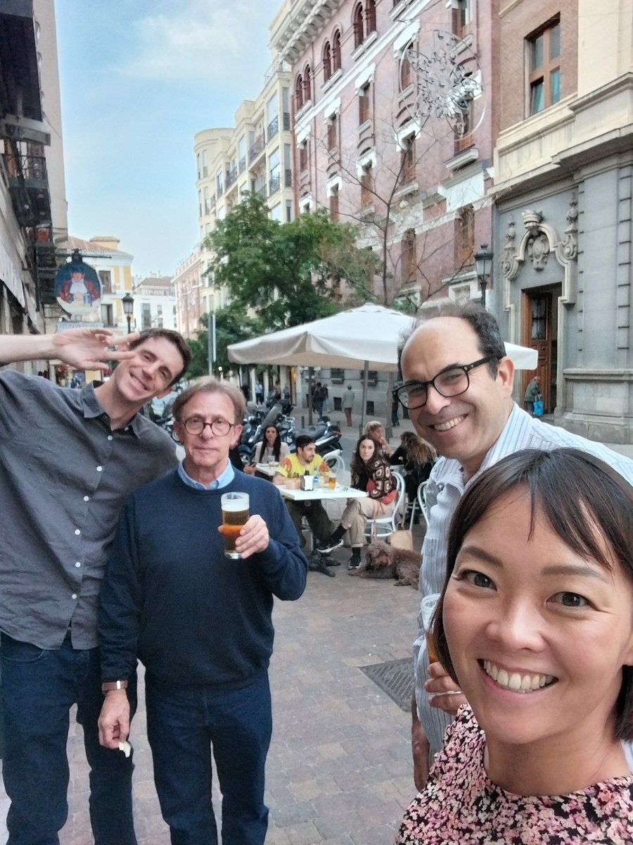 My personal pleasure to welcome <a href="/papiteide/">Marcos Vera-Hernández 🇪🇺 🇺🇦</a> back to <a href="/EconomicsUc3m/">UC3M Economics</a> &amp; talk about "Time Horizons and the Dynamic Effects of Cost-Sharing in Medical Care: Evidence from Colombia”. Then some tapas; hi to the Oso &amp; dinner of 3 academic generations. Best supervisor.