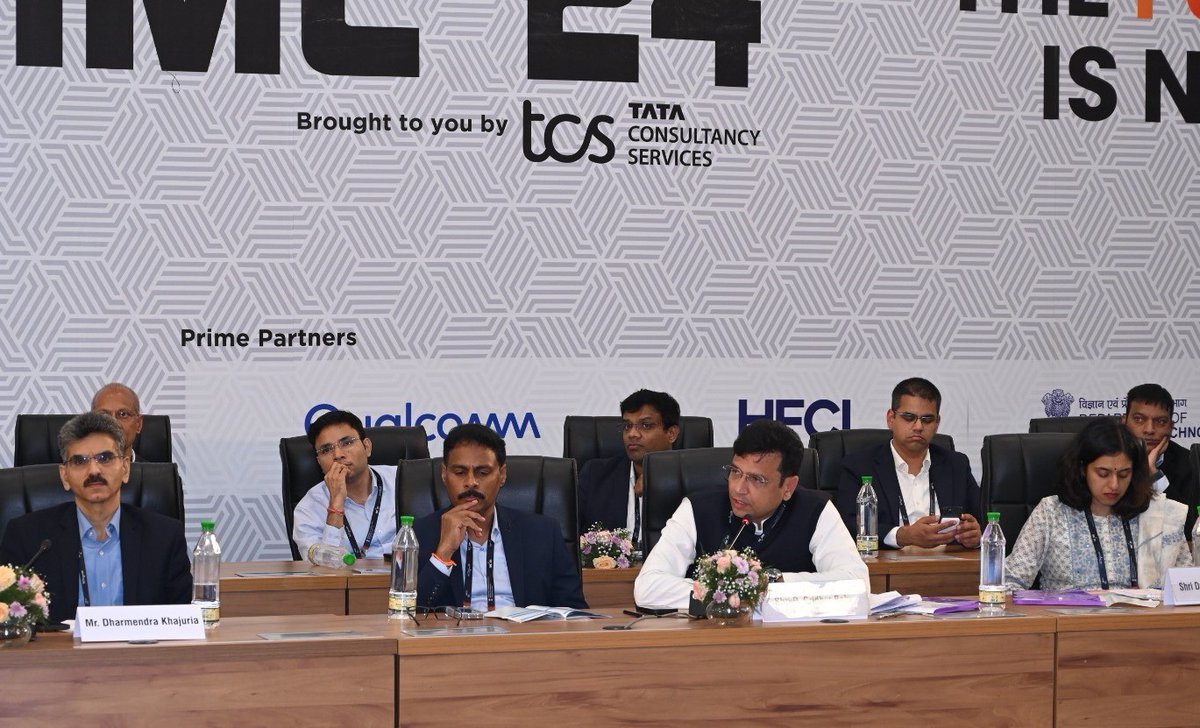 Minister Sridhar Babu (@min_sridharbabu) on Twitter photo At the #WTSA2024 hosted by <a href="/ITU/">Int’l Telecommunication Union</a> and the Ministry of Communications in New Delhi, I urged the Central Government to prioritize #Telangana for semiconductor growth and approve fabs and ATMP units under the #IndianSemiconductorMission.
With a vibrant startup ecosystem and global At the #WTSA2024 hosted by <a href="/ITU/">Int’l Telecommunication Union</a> and the Ministry of Communications in New Delhi, I urged the Central Government to prioritize #Telangana for semiconductor growth and approve fabs and ATMP units under the #IndianSemiconductorMission.
With a vibrant startup ecosystem and global