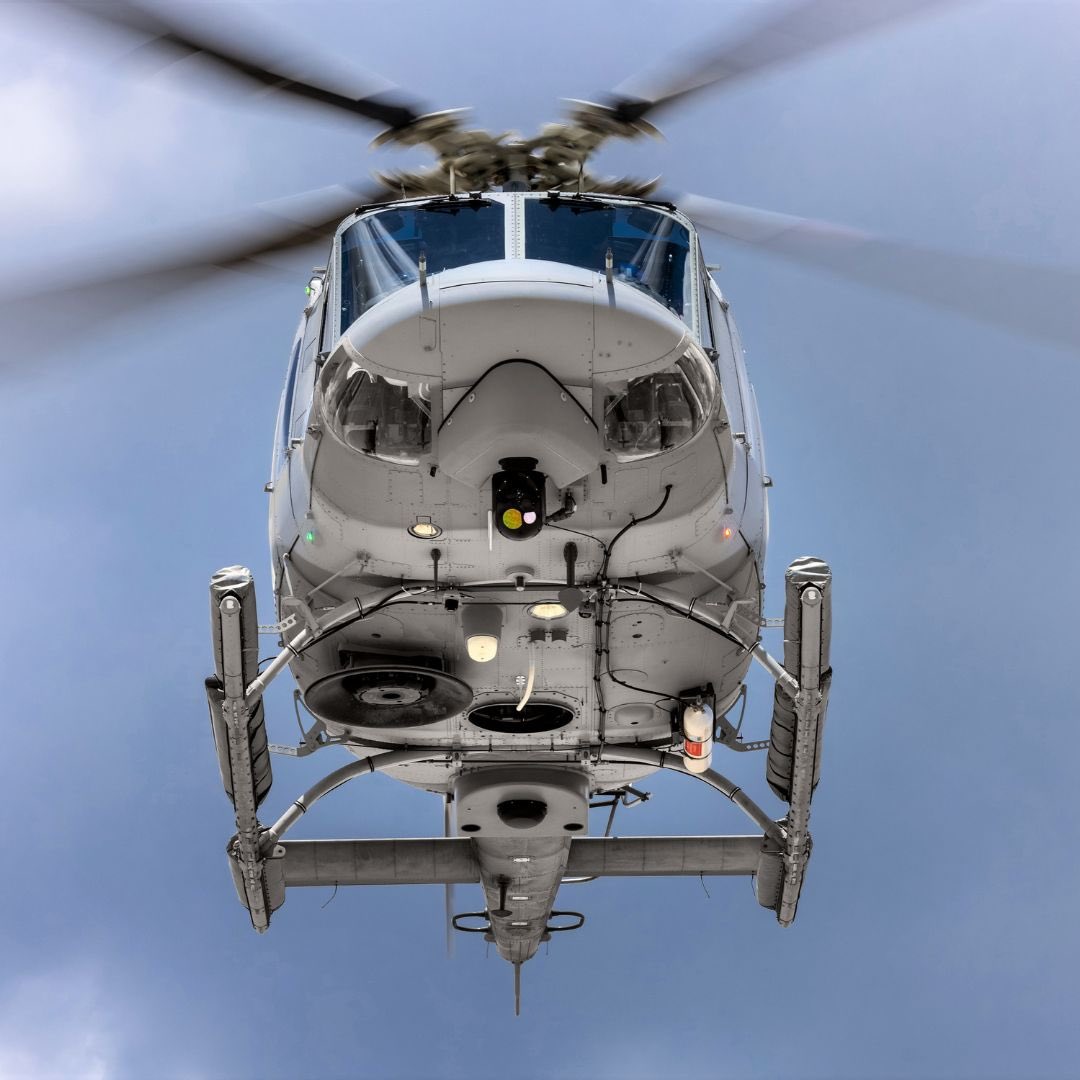 FAR_MAROC's tweet photo. #MMF_EXCLUSIF #ForumFARMAROC #BELL412
خاص بالمنتدى العسكري المغربي،  فارماروك، صور حصرية للمروحية الثانية  #BELL412EPI  التي سيتم تسليمها قريبًا للبحرية الملكية.
تجهيزات المروحية: 
- Leonardo Osprey 30 Multimode Maritime AESA Radar
- L3 Harris WESCAM MX-10 
- L3 Harris Long-Range Active Sonar (HELRAS)