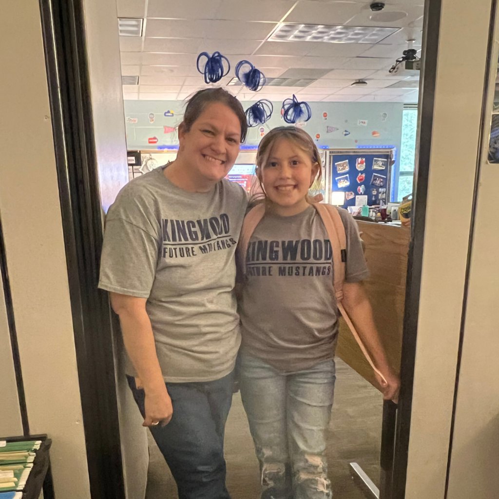 HumbleISD_SFE's tweet image. It's not only a great week to be a shark but this week it's even better because we get to celebrate being FUTURE MUSTANGS too!

#futuremustangweek #sfesharks #khsmustangs