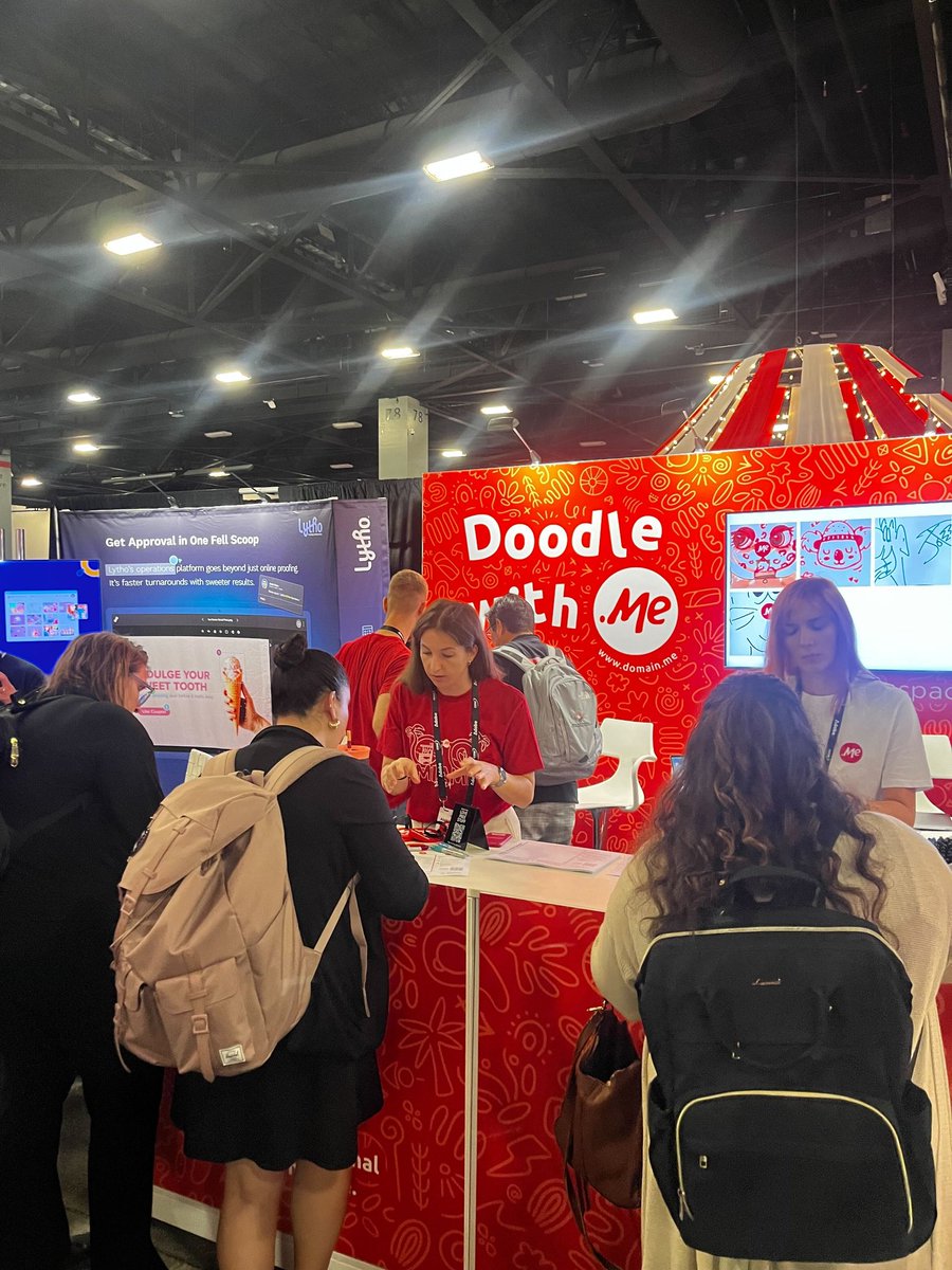 domainME's tweet image. We're thrilled to be part of #AdobeMAX in Miami this year with @spaceship! 🇺🇸🌴 

It's been an incredible experience for the team, connecting with creative professionals and showcasing the power of .ME domains. We’ve had a great response to our contest doodlewith.me 👇