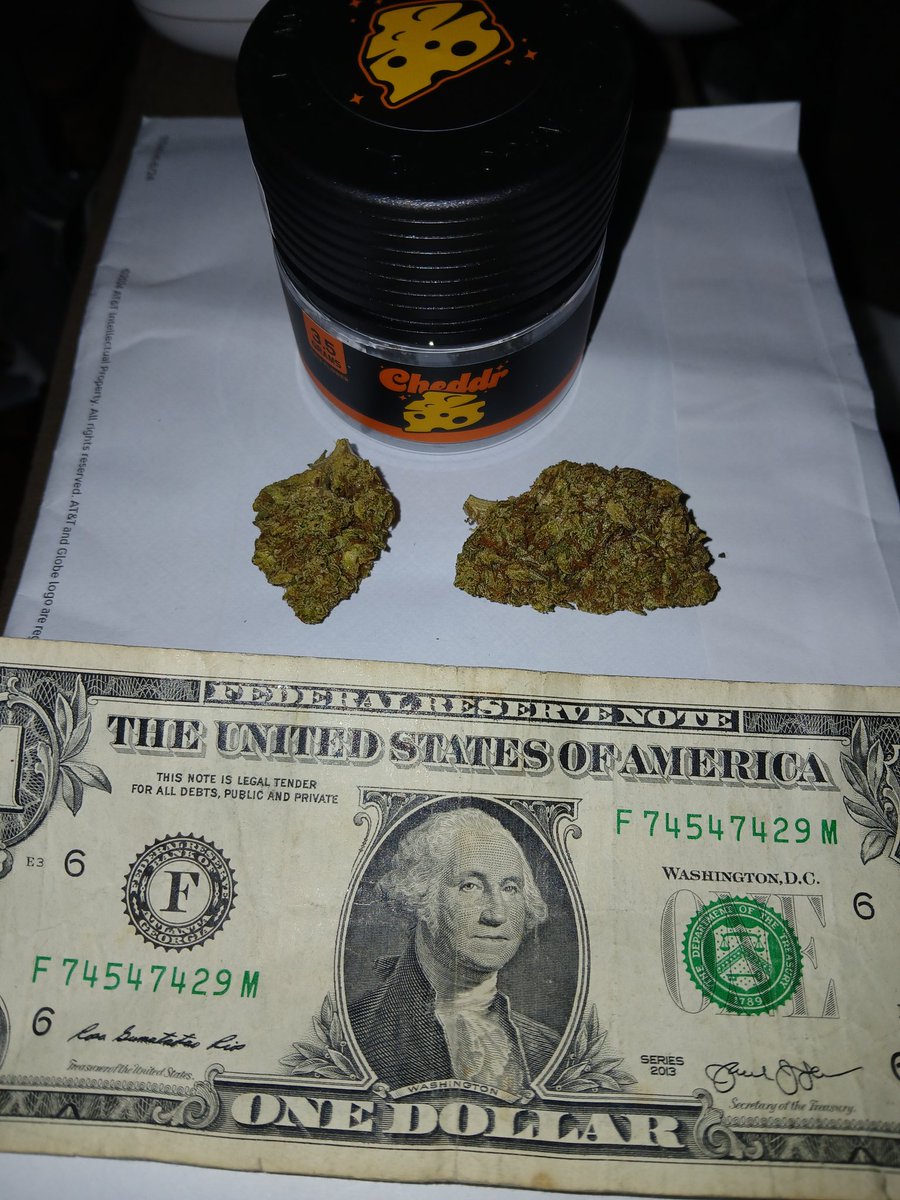 HotRob420's tweet image. That @Cheddrco_ cheddr.co #bud, though ssshhhheeeesssshhhh!! I slept 6 frickin hours!! #PAVE is the #strain of the day for me.. Whatcha smokin on?