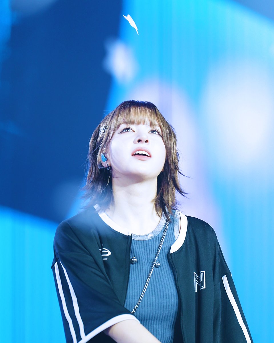 imoteb9's tweet photo. 세상에서제일멋진릴리의생일
#릴리꽃이_활짝_피었습니다
엔써들의행복이되어줘서고마워
#HBD_dear_Lily
앞으로도행복한날들을함께하자 https://t.co/JOQkYWPgC5