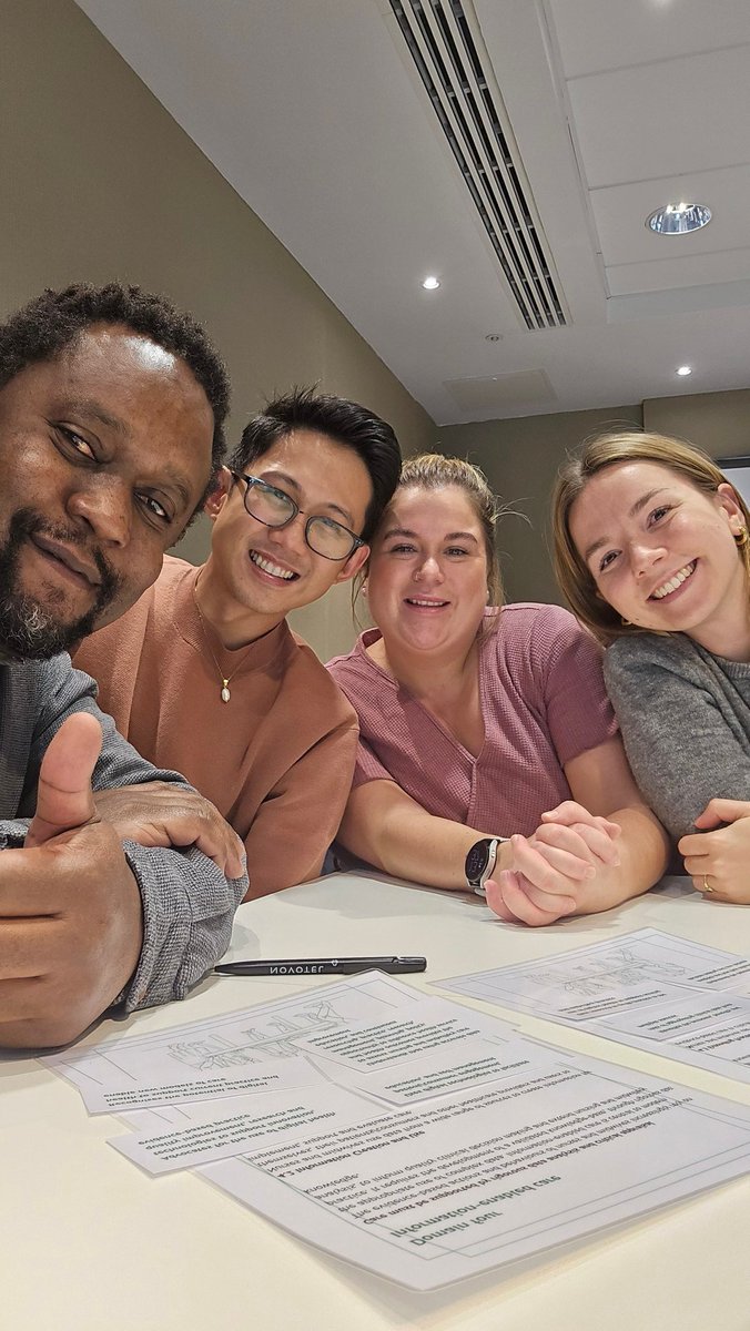 Can't believe it's already Day 3 of our Aspiring Digital Leadership Programme by <a href="/FNightingaleF/">Florence Nightingale Foundation</a> in partnership with #CHIME . ❤️ AHP, RN &amp; Midwives represent for our group activity this afternoon. 🌟  #DigitalLeaders