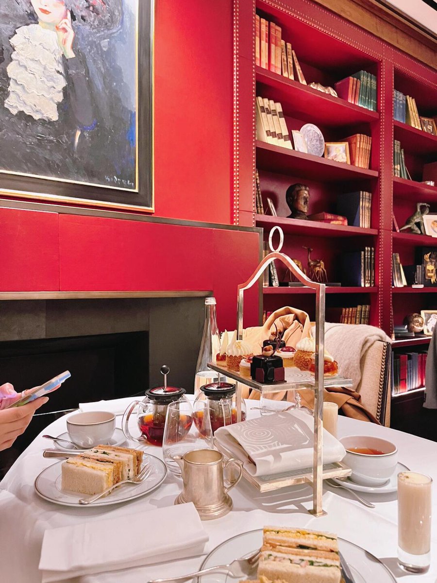 Come to the Tea Room with friends to enjoy afternoon tea