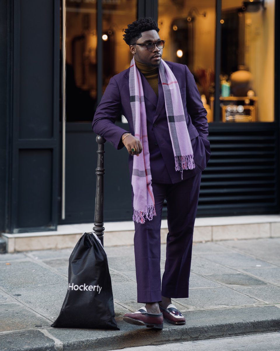 Hockerty_'s tweet image. Why play it safe when you can stand out?💜 Confidence should dictate your choice, not fear. How about a purple suit? 👉#BespokeFashion