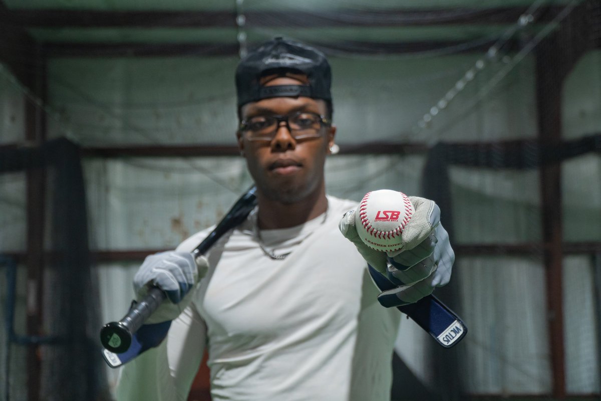 LeftySwag Bats tweet media
