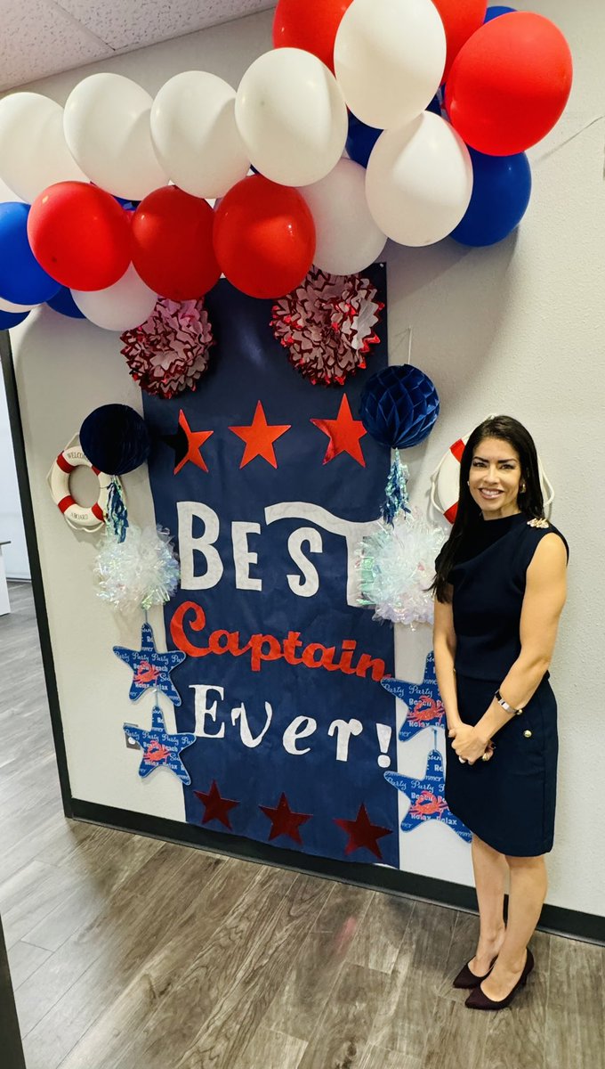 GlenCoveElem's tweet photo. Happy Boss’s Day to the BEST CAPTAIN EVER! Thank you for always steering @GlenCoveElem to sail 🚢 to success and being our anchor⚓️. #KeepShining #StarStrong 🌟 @GlenCoveStars @CrystalSalom @LauraBurdett3 @YsletaISD https://t.co/bcQHE3TMdM
