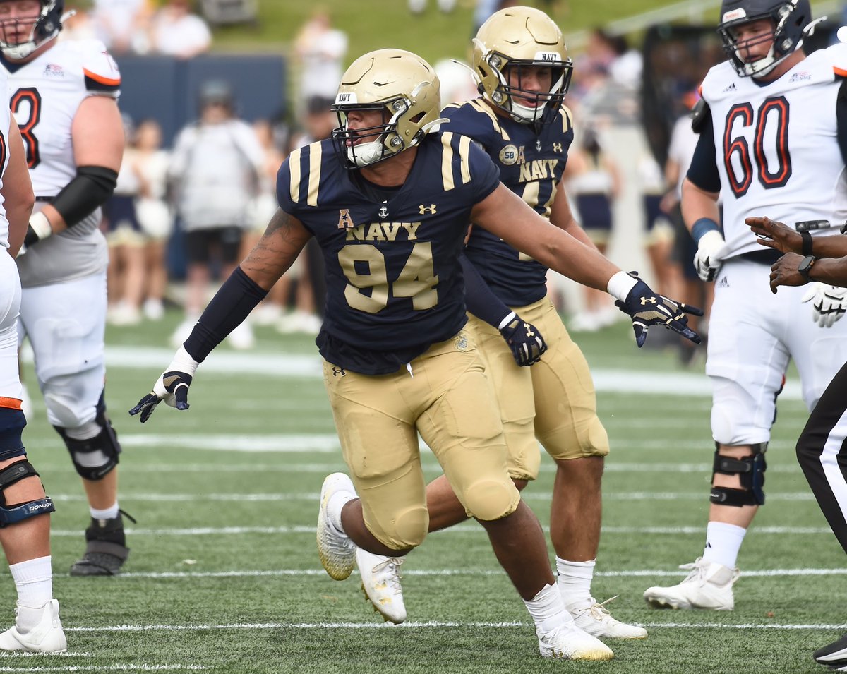 Bill Wagner (@bwagner_capgaz) on Twitter photo Defensive end Justin Reed enjoying a dominant senior season for <a href="/NavyFB/">Navy Football</a>. Reed has been a force coming off the edge and leads the Midshipmen in tackles for loss and sacks.
capitalgazette.com/2024/10/16/nav… Defensive end Justin Reed enjoying a dominant senior season for <a href="/NavyFB/">Navy Football</a>. Reed has been a force coming off the edge and leads the Midshipmen in tackles for loss and sacks.
capitalgazette.com/2024/10/16/nav…