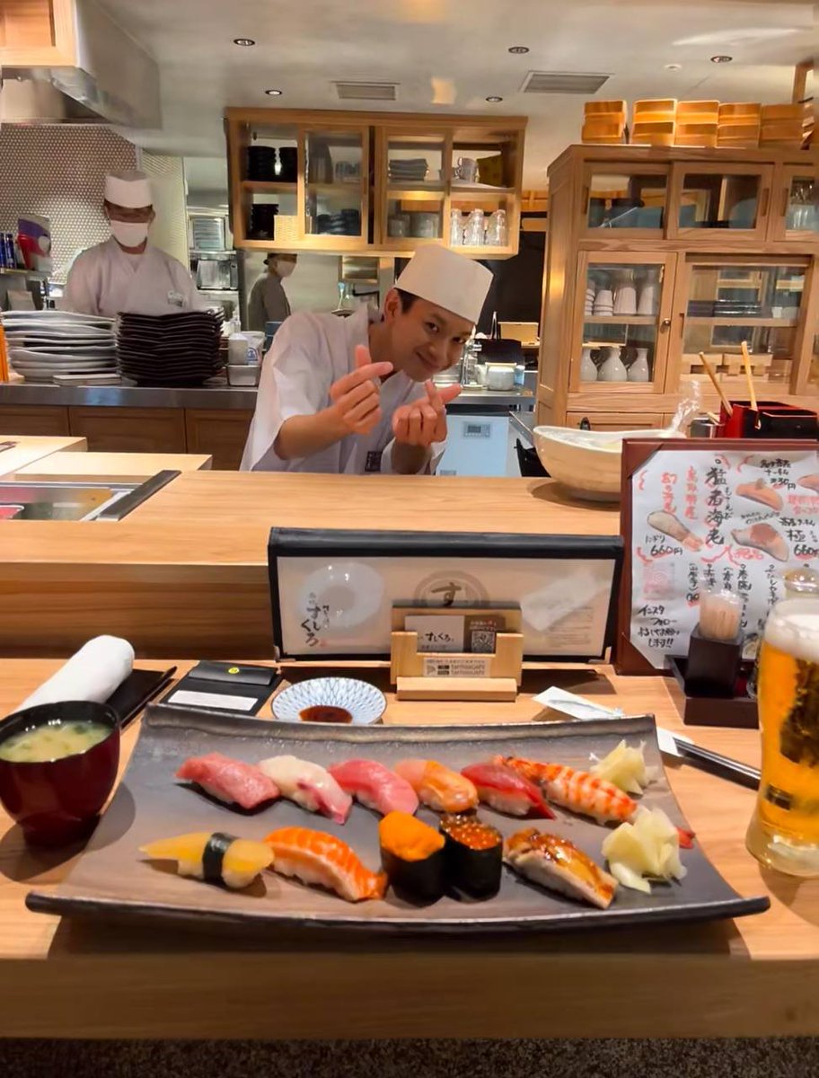 biketune2's tweet image. Looking through the photos on my phone, I miss the Omakase I had when I traveled to Japan😍