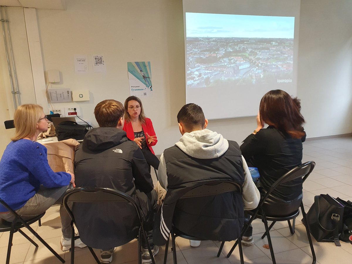 Le lycée Condorcet <a href="/AcLille/">Académie de Lille</a> a célébré l'Europe à travers les #ErasmusDays cette semaine. Témoignages inspirants, découvertes culinaires, présentation des destinations de stage 🇵🇹🇮🇪...étaient au rendez-vous ! #Europe #erasmus <a href="/ErasmusplusFR/">Agence Erasmus+ France / Education Formation</a> <a href="/EUErasmusPlus/">Erasmus+</a>