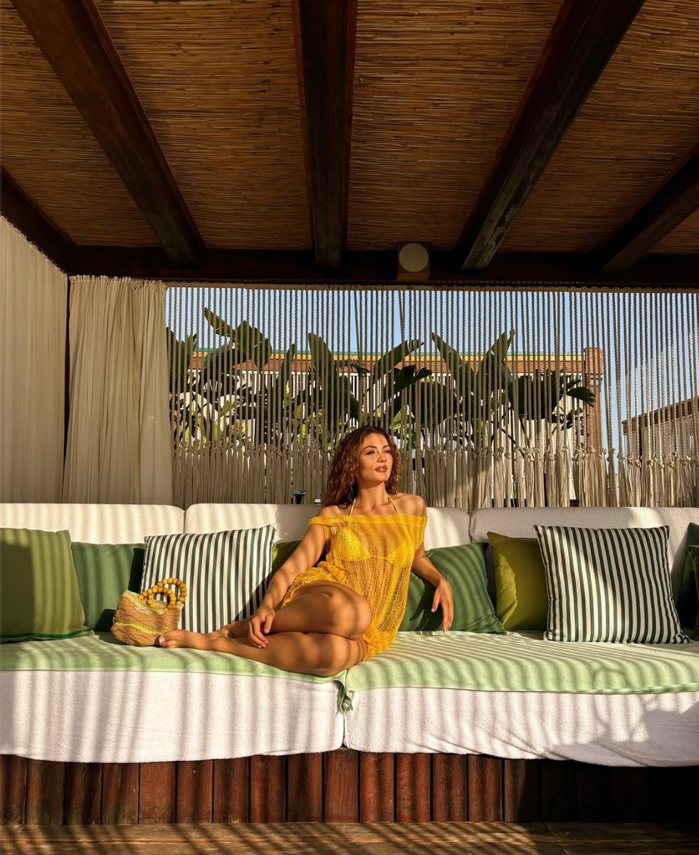 💛 <a href="/burcu_ozberk/">Burcu Özberk</a> #BurcuÖzberk