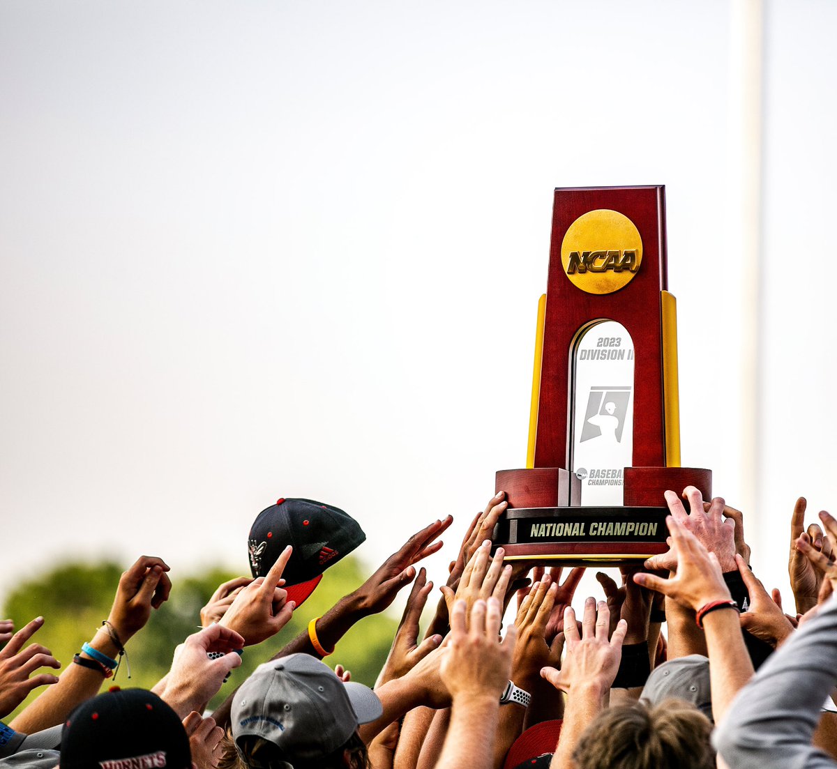 The purchase of new Red Uniforms would allow us to provide each member of the 2023 National Championship Team with their own personal Red Jersey worn on that historic Thursday afternoon‼️

#WonNation

🔗: lynchburgsports.com/sports/2023/9/……