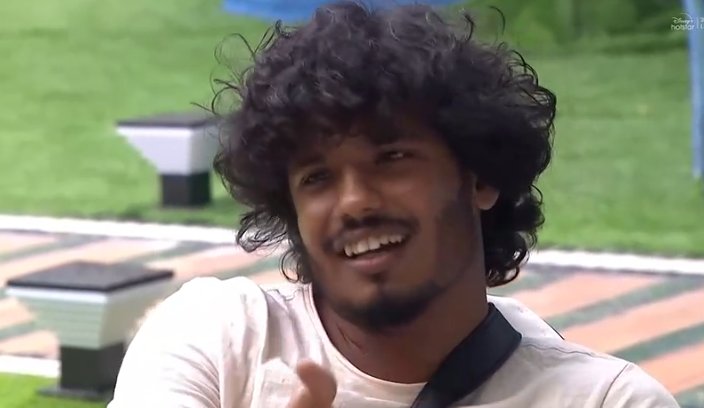 Ka_vi_n's tweet photo. Who deserves First Place?

#RJAnanthi - Like ❤️ 
#Muthukumaran - Retweet 🔄 

#BiggBossTamil8 #BiggBossTamil #BiggBoss18 #Anandhi #Ananthi #Muthu #Soundarya #Pavithra https://t.co/zjmjkaJ0VZ