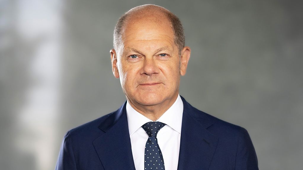 TIgazetesi's tweet photo. #SONDAKİKA
Almanya Başbakanı Scholz:

• İsrail’e silah teslimatları devam ediyor, gelecekte de devam edecek. https://t.co/JLAgI2q9C4
