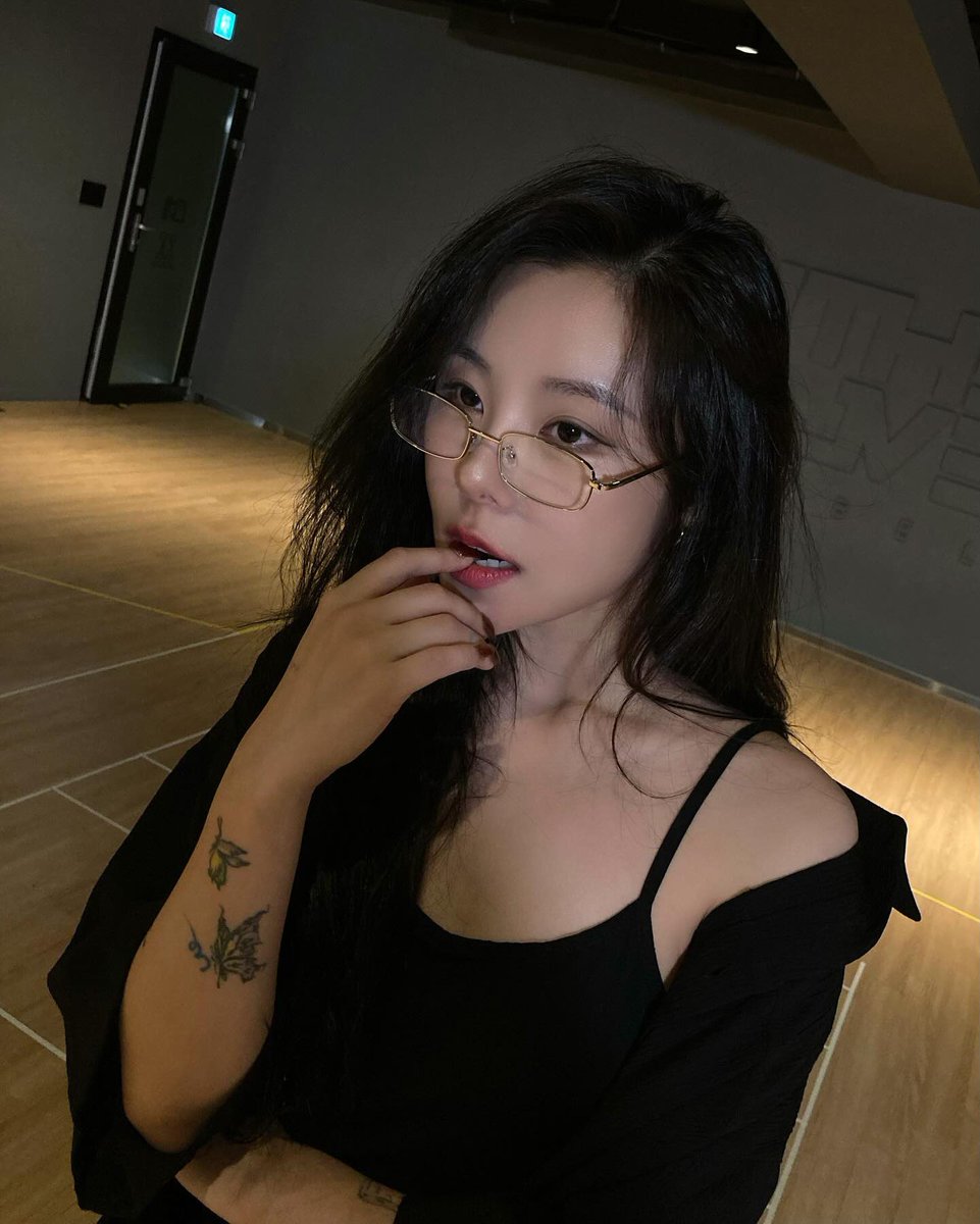 윗시 tweet media
