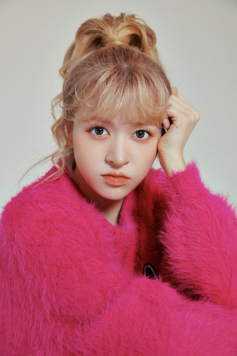 NMIXX_official's tweet photo. #NMIXX #엔믹스
#릴리 #LILY 
#릴리꽃이_활짝_피었습니다
#HBD_dear_Lily https://t.co/rvDesJVHLE