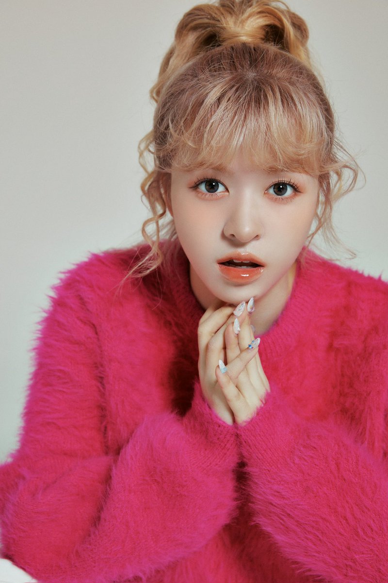 NMIXX_official's tweet photo. #NMIXX #엔믹스
#릴리 #LILY 
#릴리꽃이_활짝_피었습니다
#HBD_dear_Lily https://t.co/rvDesJVHLE