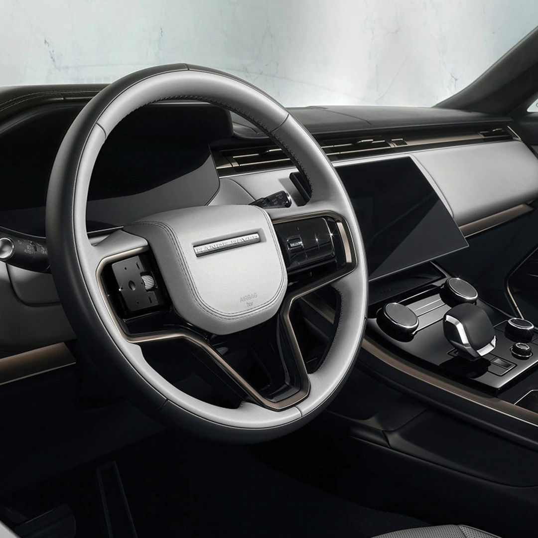 LandRockland's tweet photo. Business or pleasure? 👔👕 The interior of the Range Rover Sport is well-equipped for both.
#BestOfBothWorlds #RangeRoverSport #LandRoverRockland

https://t.co/iFnlg4cMOY https://t.co/aXQ4LMzgtW