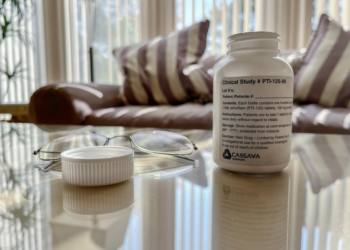MattNachtrab's tweet photo. Cassava Sciences simufilam pill and bottle pictures

Many have asked for proof that the $sava patients we have talked to are on simufilam and in the trial.  Based on my conversations, they are obviously on the trial, but here is visual proof from two different patients.