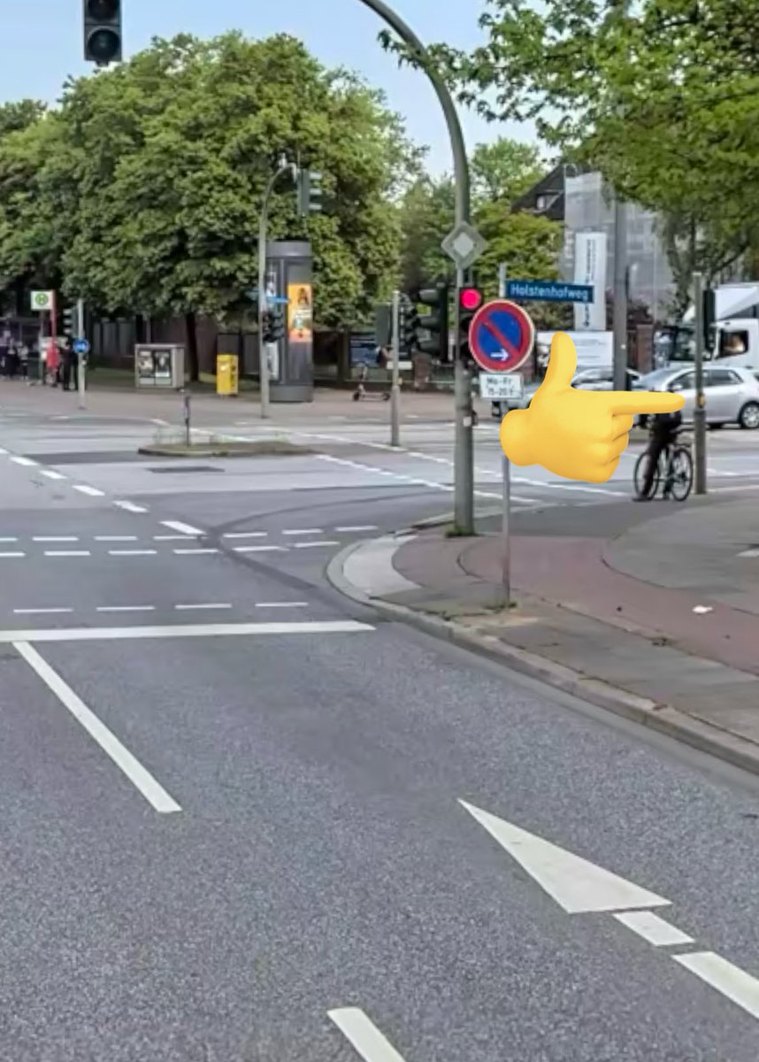 <a href="/RadwegH/">Radweg Hindernis(se)</a> @sdyfsdafsda <a href="/bvm_hh/">Behörde für Verkehr und Mobilitätswende</a> Nein, das ist so nicht korrekt. Bettelampeln sind diese, die du betätigen musst, um an einer Kreuzung geradeaus weiterzufahren, da diese nicht automatisch mit dem KFZ-Verkehr grün wird. Du musst dir das Grün also erbetteln, obwohl der KFZ-Verkehr automatisch grün bekommt. Davon