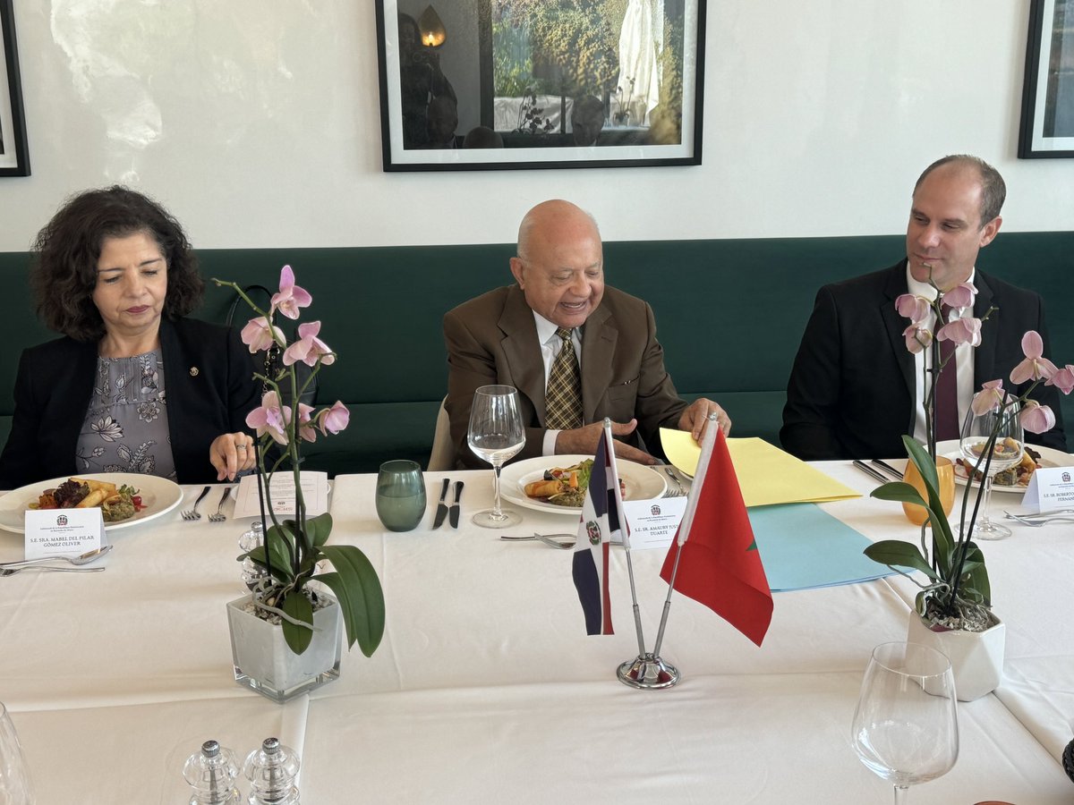 JustoDuarte's tweet photo. Hoy tuve el honor de ofrecer a mis colegasel tradicional almuerzo iberoamericano, celebrado en el Hotel Story Rabat, que contó con la participación de todos los países de la región acreditados en Marruecos. https://t.co/D8vDFhCIIj
