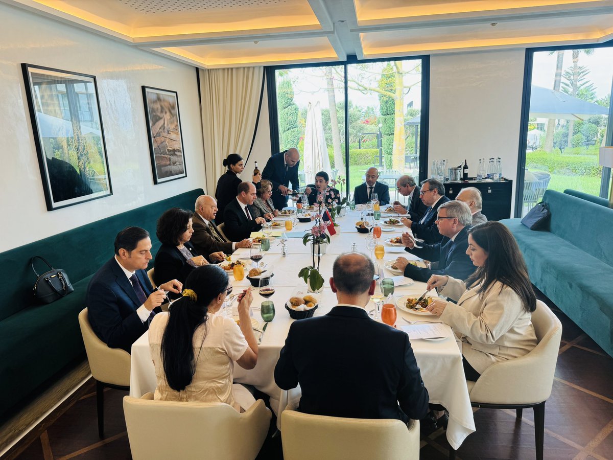 JustoDuarte's tweet photo. Hoy tuve el honor de ofrecer a mis colegasel tradicional almuerzo iberoamericano, celebrado en el Hotel Story Rabat, que contó con la participación de todos los países de la región acreditados en Marruecos. https://t.co/D8vDFhCIIj