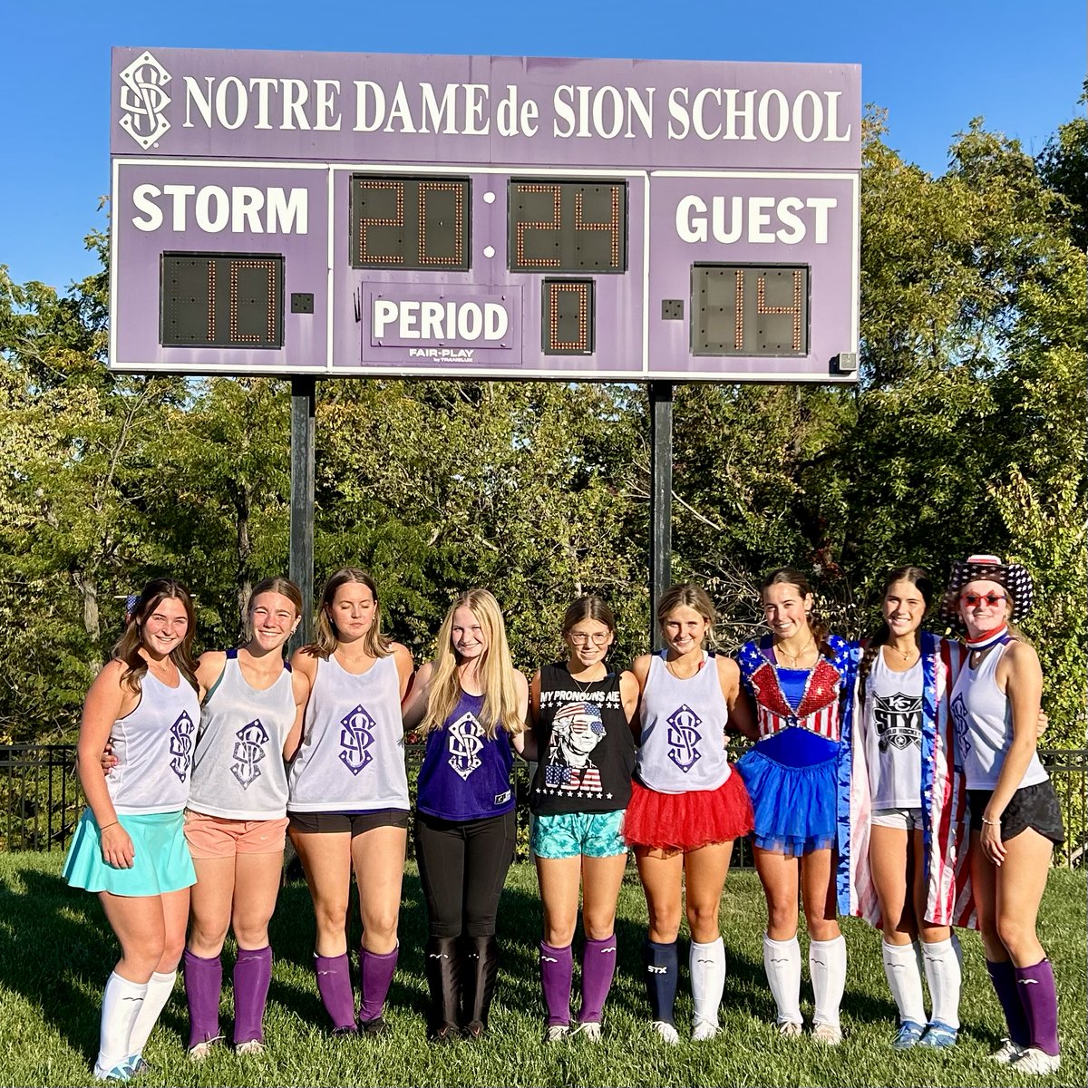 StormFH's tweet photo. Thank you the Class of 2025! A great way to end your 🏑 careers, and especially those who were with us all 4 years! #sionstorm #stormfh https://t.co/hJNJd4tCjn