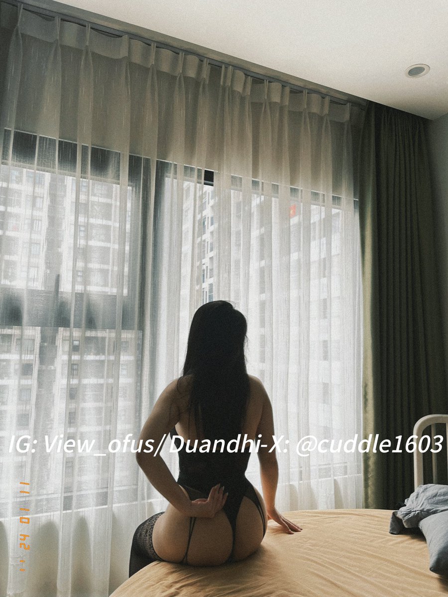 cuddle1603's tweet photo. Cô em đang chờ chồng tới 🦅 https://t.co/NN6kLxzwFV