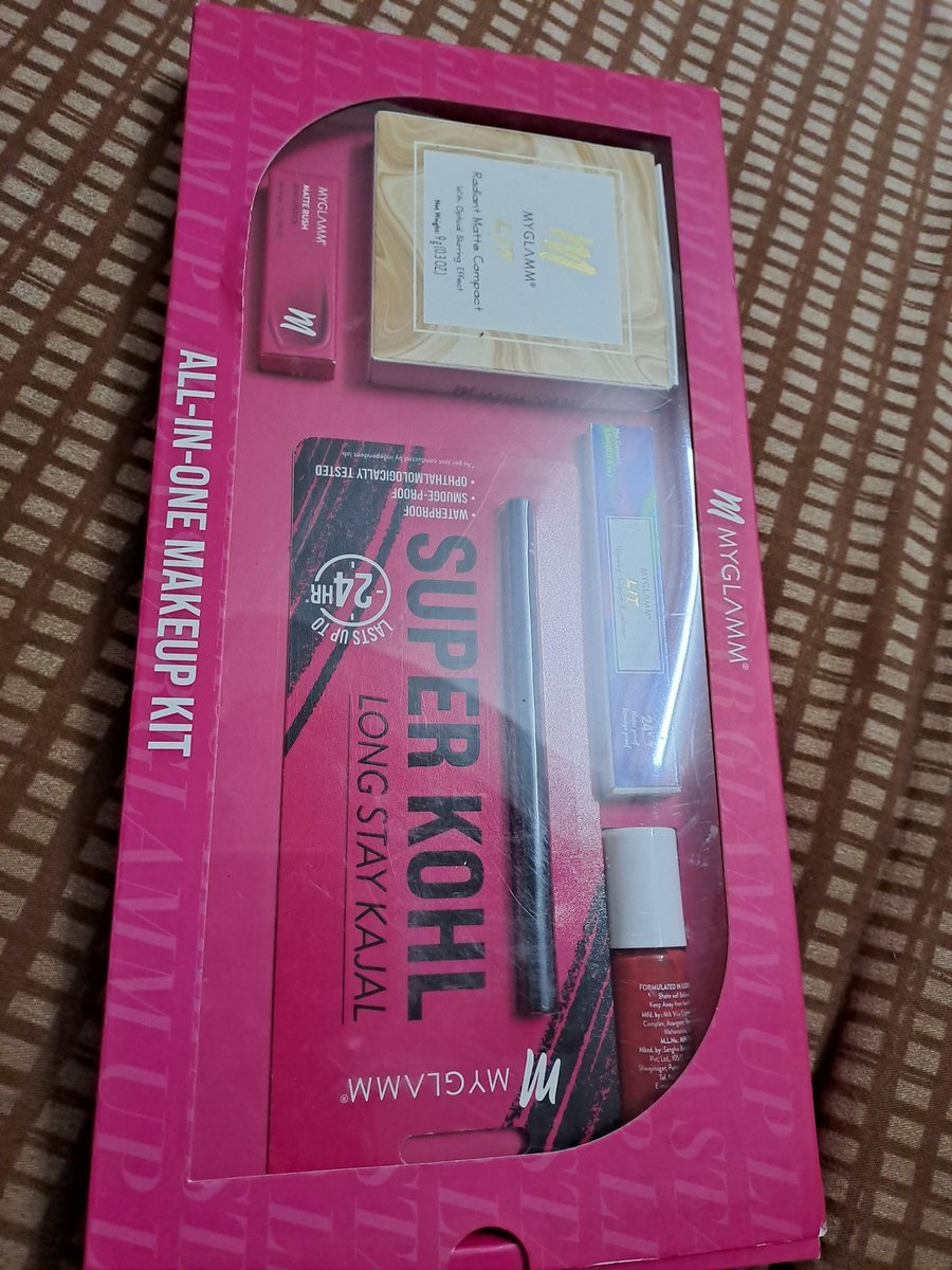 Shalini ✨ tweet media