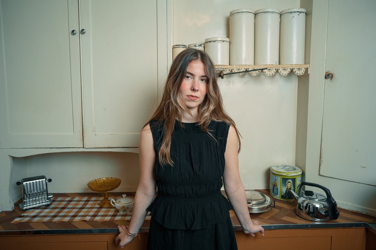 Arny Margret announces new album (prod Josh Kaufman, Brad Cook), shares "I Miss You, I Do"; touring with RY X brooklynvegan.com/arny-margret-a…