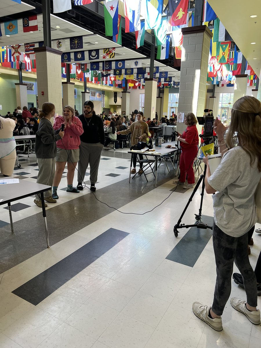 Danielle Gish tweet media