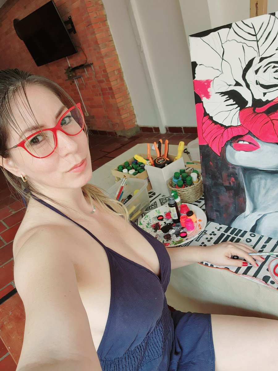 Buen resto de jornada,por aqui creando arte 🎨🫶
