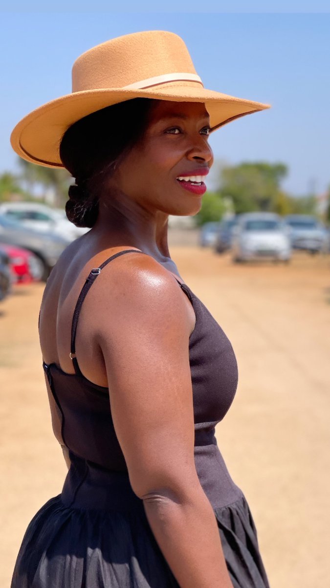 tpm1404's tweet photo. Survived 4 years without X (I have kept myself up to date ukuthi it’s no longer a birdie app but la muntu ebengihlekisana naye but now we are no longer laughing together). Am alive! Older and would love to believe wiser! https://t.co/x58OyVFxDq