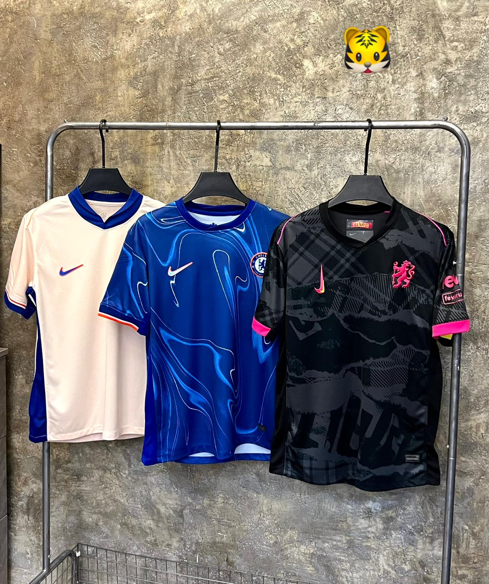 Jibsman1's tweet image. NEW IN STORE!!!
Add to cart 🛒 

Chelsea 2024/2025 complete set 

16000 each please rt 

M, L, XL, XXL
KINDLY REPOST!!!