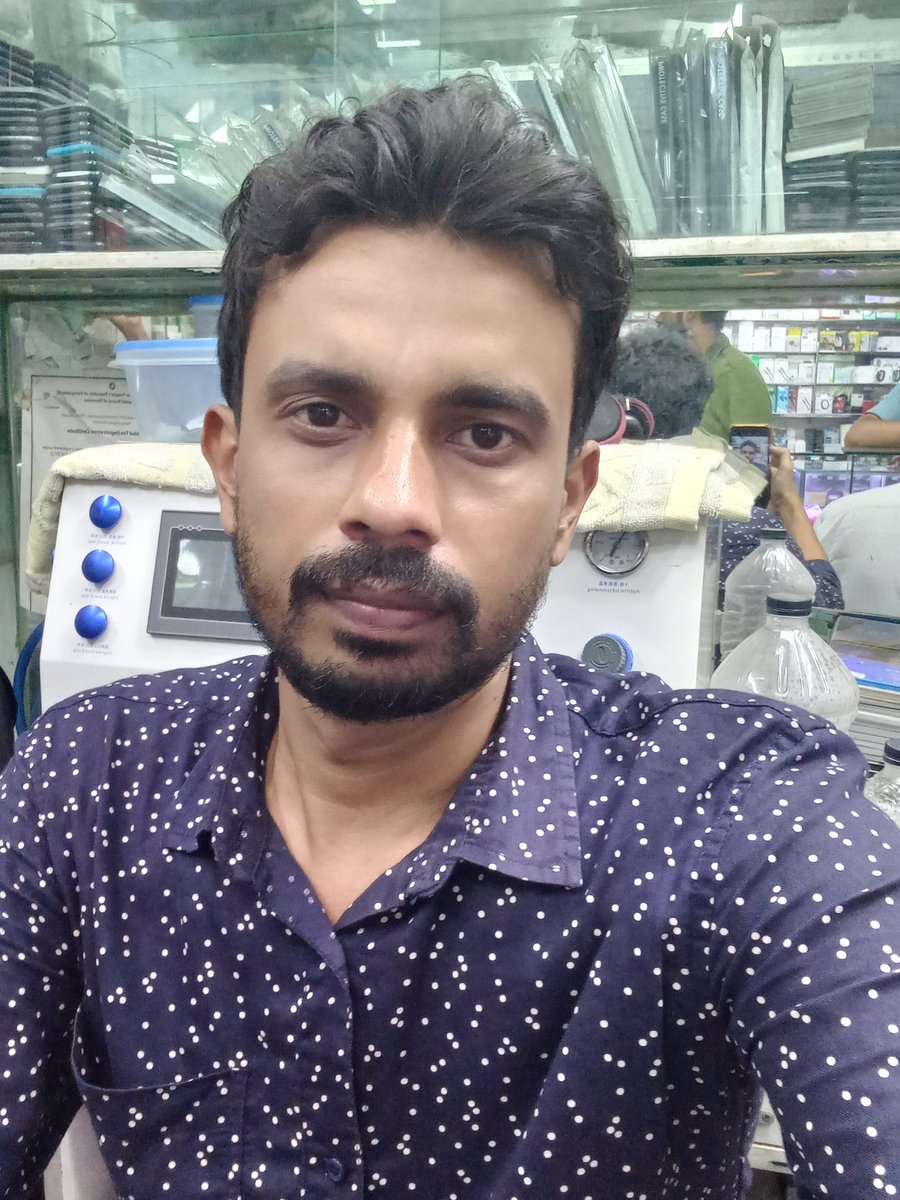 SabbiRahman10's tweet photo. ১ম দিন মার্ক টাওয়ার এ https://t.co/UrSLbQwjef