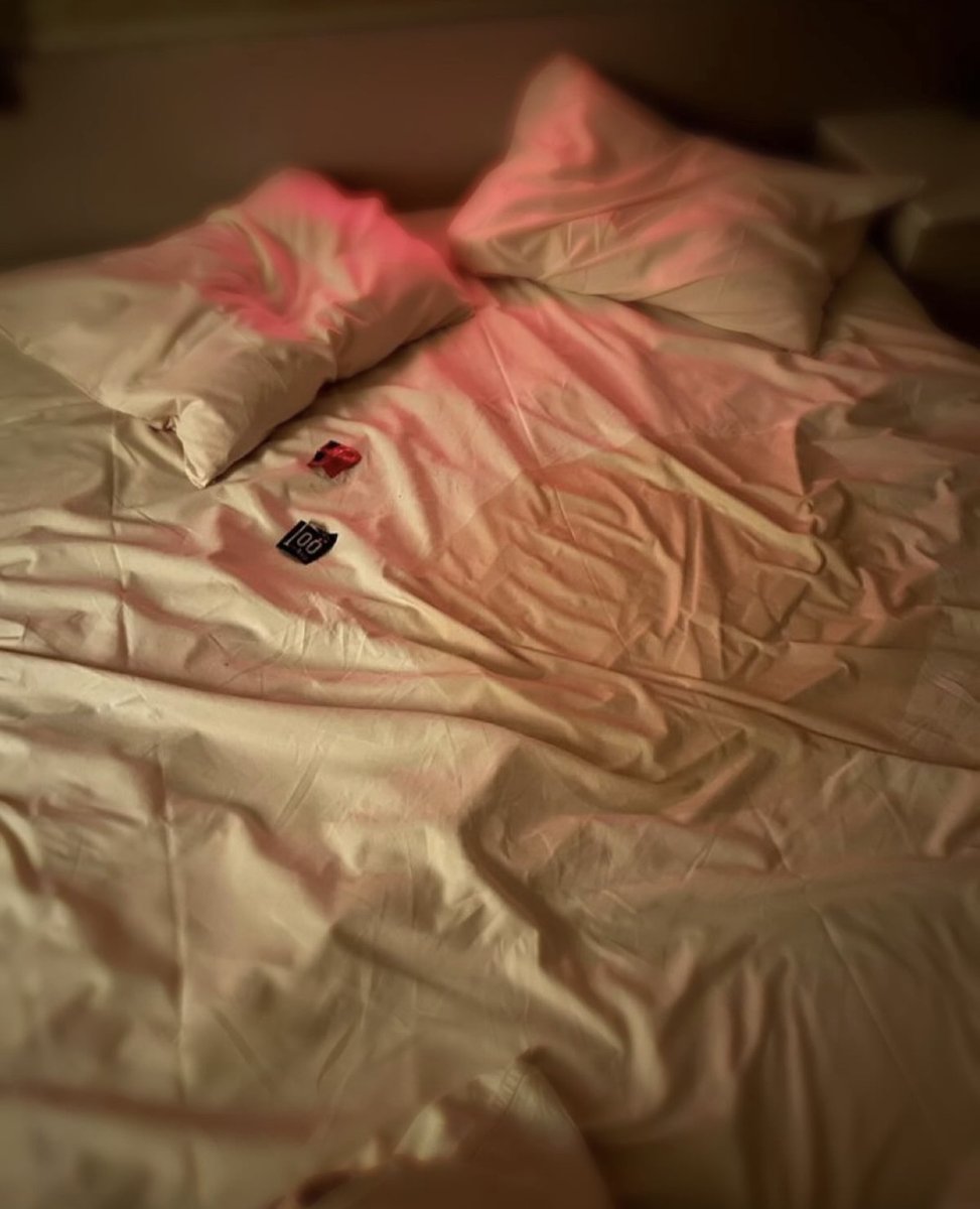 せいよくつよすぎて助かった🥰

久しぶりに吹いちゃった💦💦

3発目はゴム無しだったけど、
まぁいっか…👀