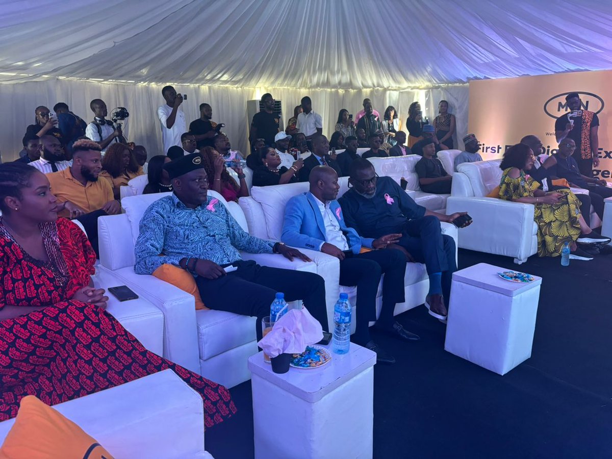 Grachidex's tweet photo. It's incredible how @MTNNG is stepping up their game with this new 5G experience center. Big ups to the team for making it happen!ππ½
#FutureWithMTNN
#MTNDigitalExperience https://t.co/aAlPOFv7fb