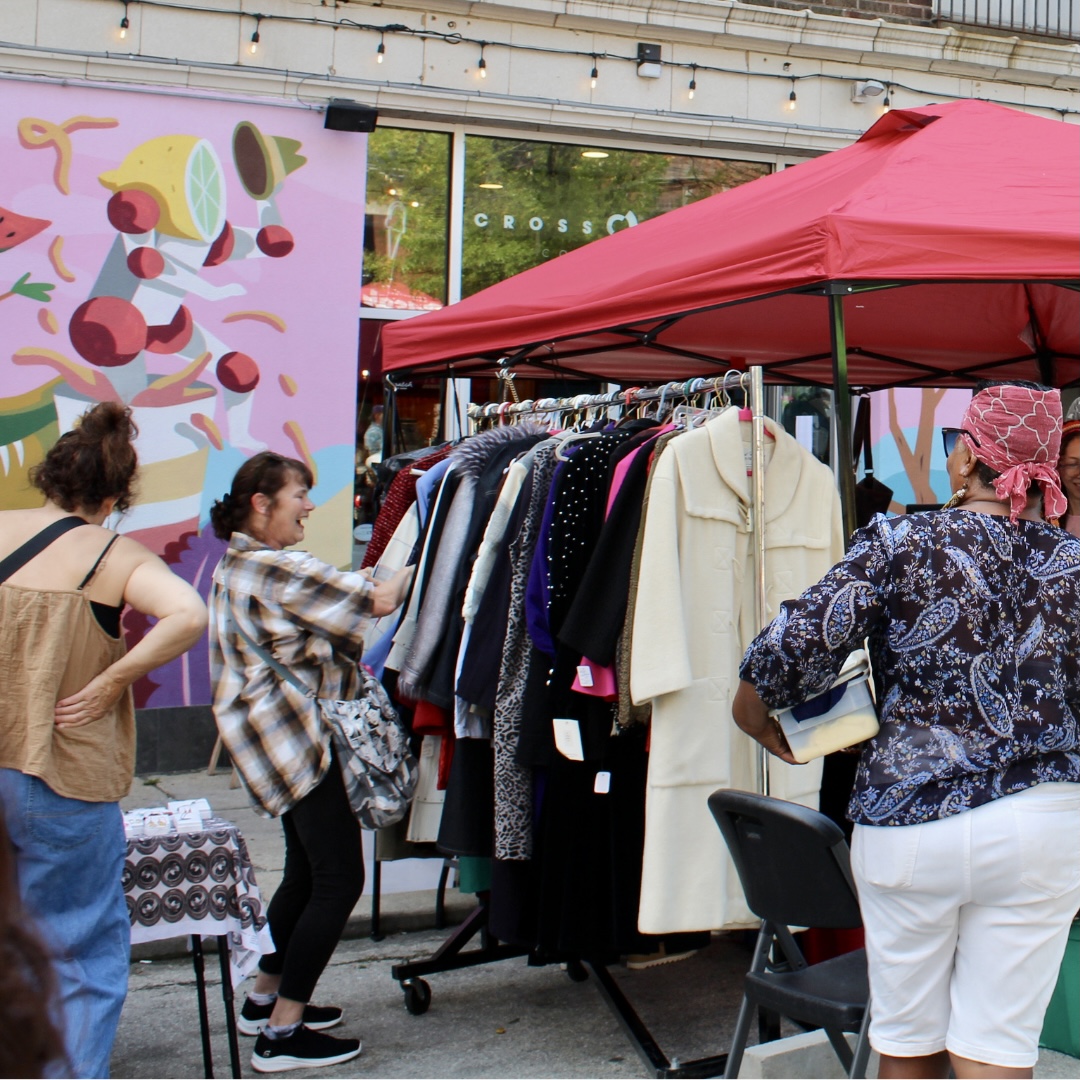 East Side tweet media